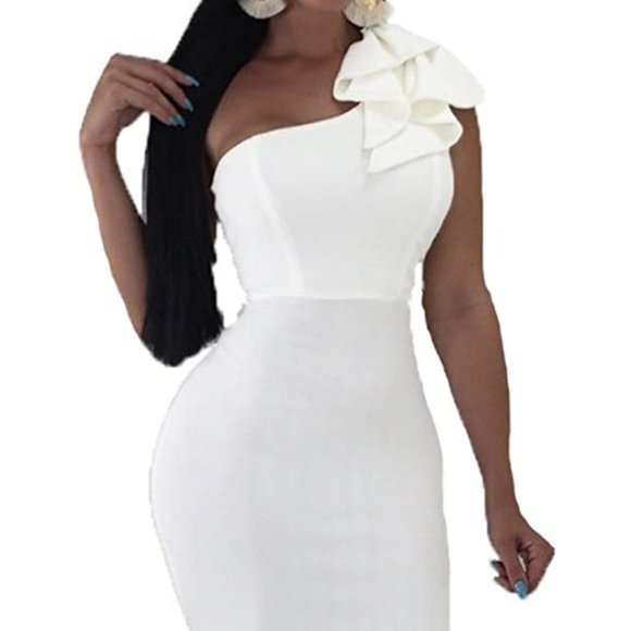 Mokoru Dresses & Skirts - White party dress